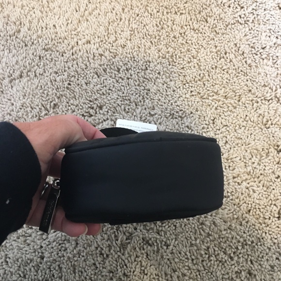 Lululemon black  logo pouch - Picture 9 of 15